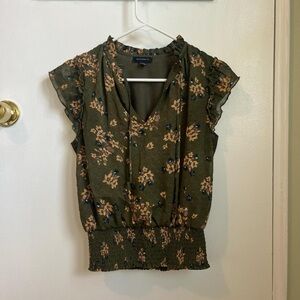 Source Unknown Green Floral Ruffle Blouse
